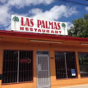 the front of a restaurant