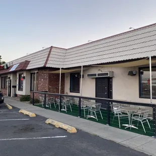 Outdoor restaurant with patio