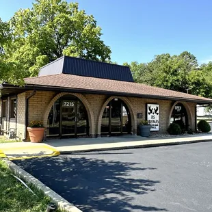 Restaurant Exterior