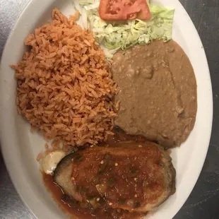 Chile Relleno con Salsa Ranchero!