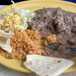 Carne Guisada plate