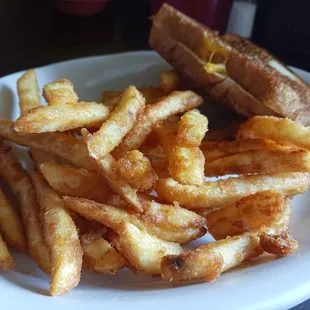 Kids Grilled Cheese  French Fries