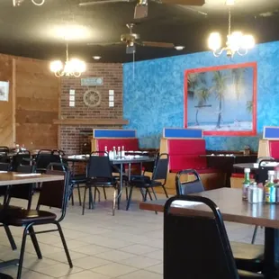 This was taken about noon on a Saturday.