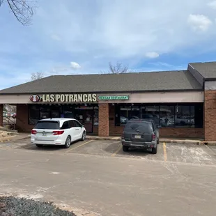 The front of the restaurant.