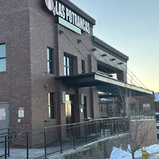 Restaurant in exterior