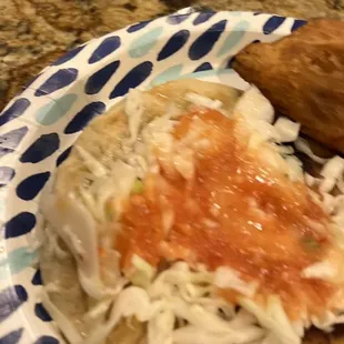 Revuelta and pasteles con papas