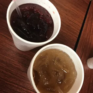 Aguas frescas Jamaica y tamarindo