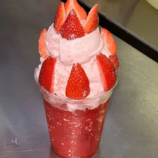 Strawberry snowcream