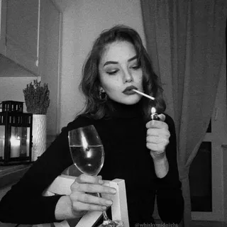 Yolie C.