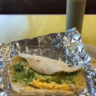 Guacamole &amp; Cheese Taco