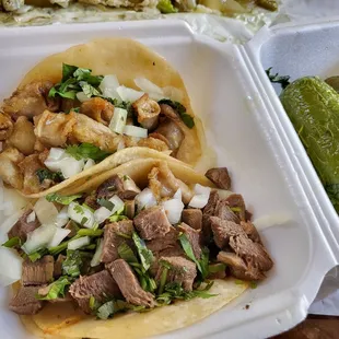 Top: Tripa Taco ($2.49) Bottom: Lengua Taco ($2.49) Loved the Tripa Taco!  10/5/2022