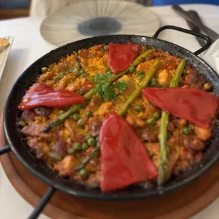 Paella de Carnes