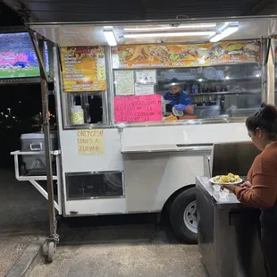 Where you order. They only take cash on Monday thru Thursday but It's okay there's a Circle K next to it.