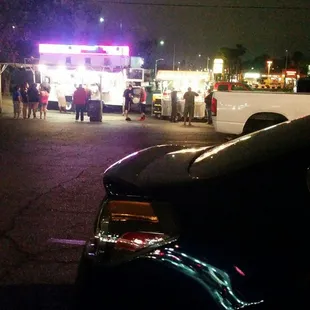 ramen and noodles, outside