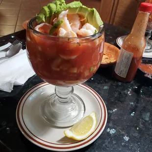 oysters and mussels, drink