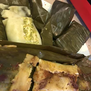 Red Salsa with Pork and Green Salsa with Chicken!