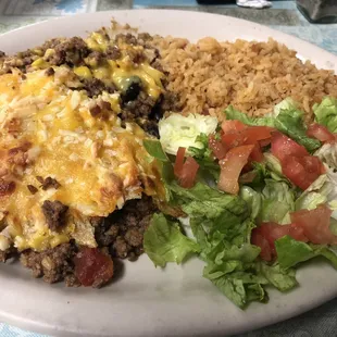 a plate of mexican food