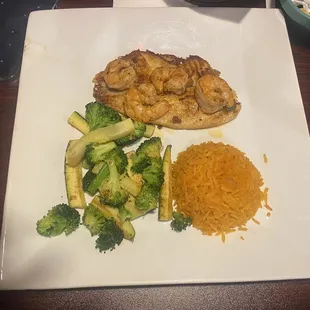 Grilled tilapia and shrimp