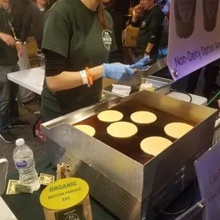 Making fresh Dorayaki