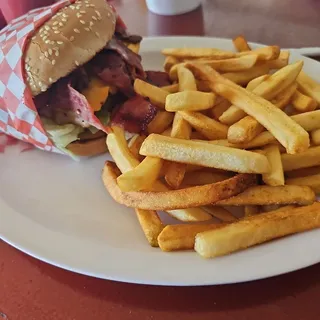 Pastrami Burger