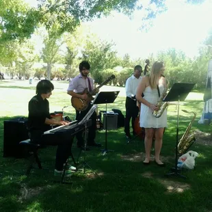Live jazz combo