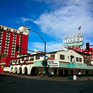 Las Vegas Walking Tours (888) 571-6587 to Book Today