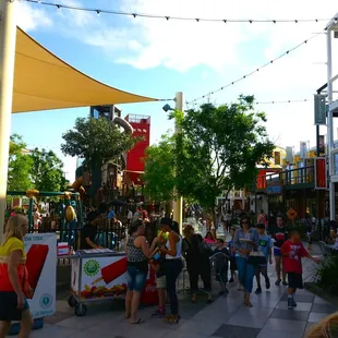 Las Vegas Walking Tours (888) 571-6587 to Book Today