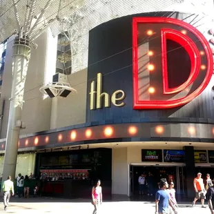 Las Vegas Walking Tours (888) 571-6587 to Book Today