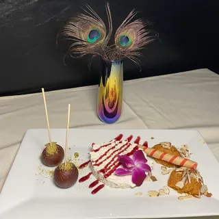 Gajar Ka Halwa (Half Tray)