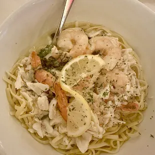 Lemon Crab &amp; Shrimp over Linguini