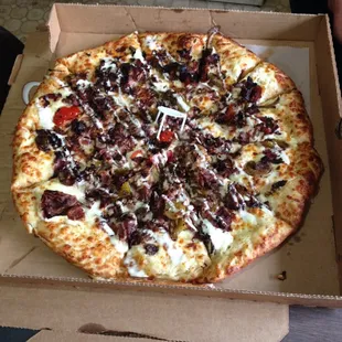 Steak pizza (drizzled in Ranch dressing)