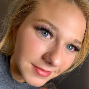 Volume eyelash extensions