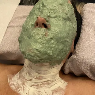 Come and enjoy a fully customized signature facial