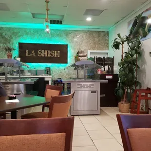 Trying a new place for dinner. Will share my thoughts after I get my food.