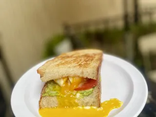 Simple Loaf Bakehouse