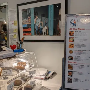 oysters and mussels, interior