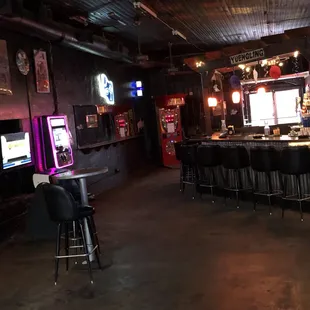 TouchTunes Jukebox and various games