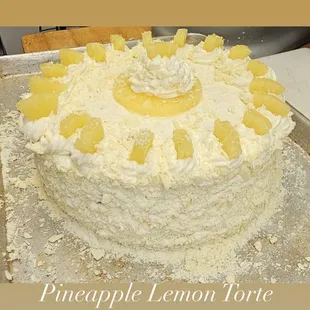 a pineapple lemon cake