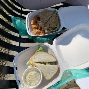 the classic sandwich with bbq chips