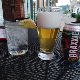 Braxxie Blonde a local craft