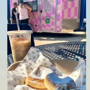 bagels, outside