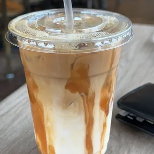 iced caramel macchiato which was perfect !!