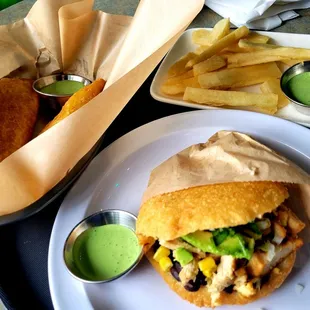 Arepa, Beef Empanadas, y Yuca Fritos