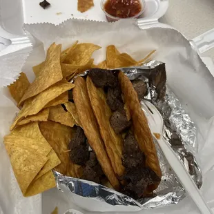 This is horrible I ordered chalupas and this is what I got ?! Nothing like the picture!!!