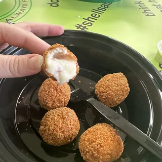 Chicken Gordon Blue Bites (8 pcs)