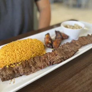  plate of meat and rice