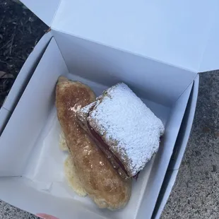 Quesito &amp; Pastel de Guayaba(Guava pastry)