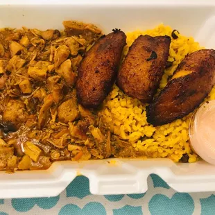 Chicken Stew with yellow rice and sweet Plantains