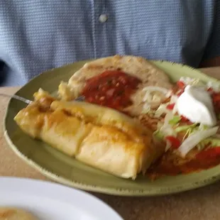 burritos and wraps, food