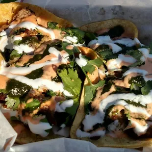 2 beef tacos. Street style.